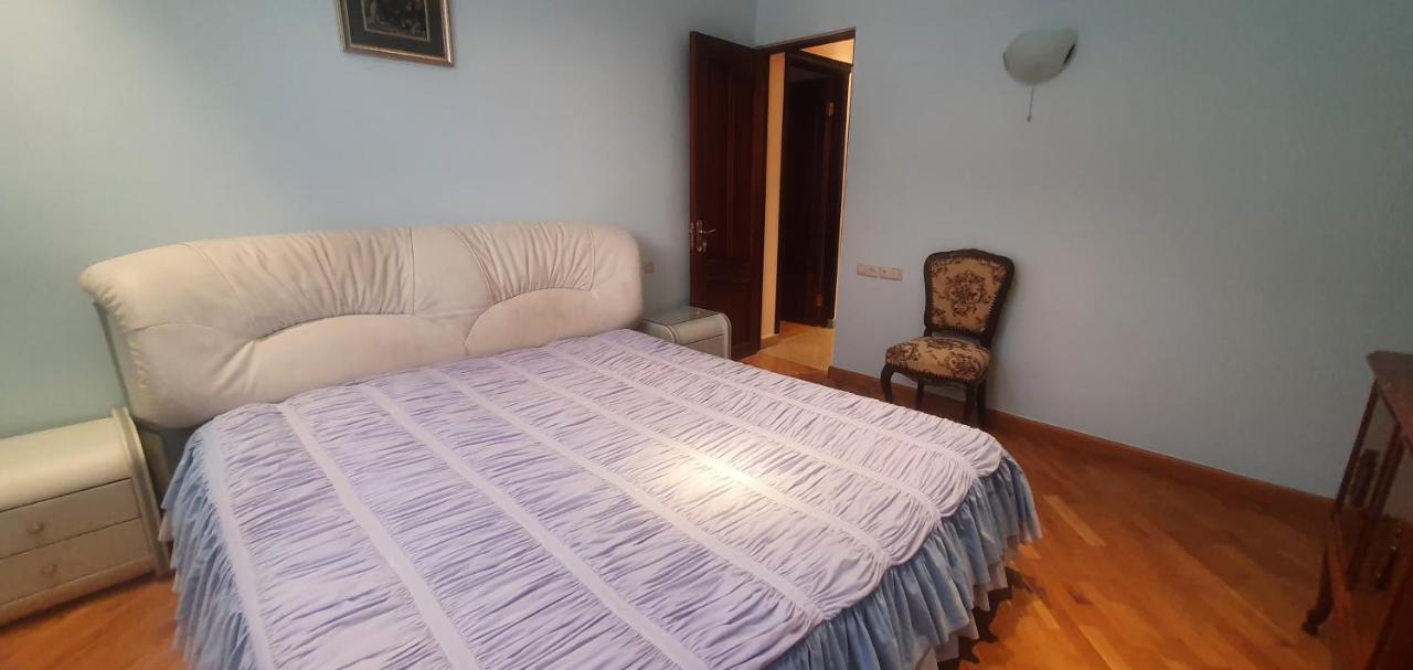 Guest House Erevan Esterno foto