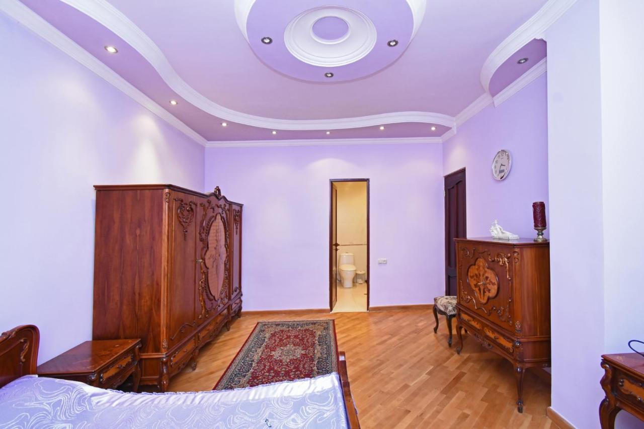 Guest House Erevan Esterno foto