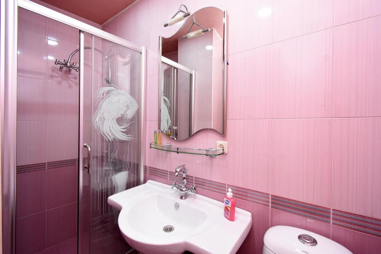Guest House Erevan Esterno foto